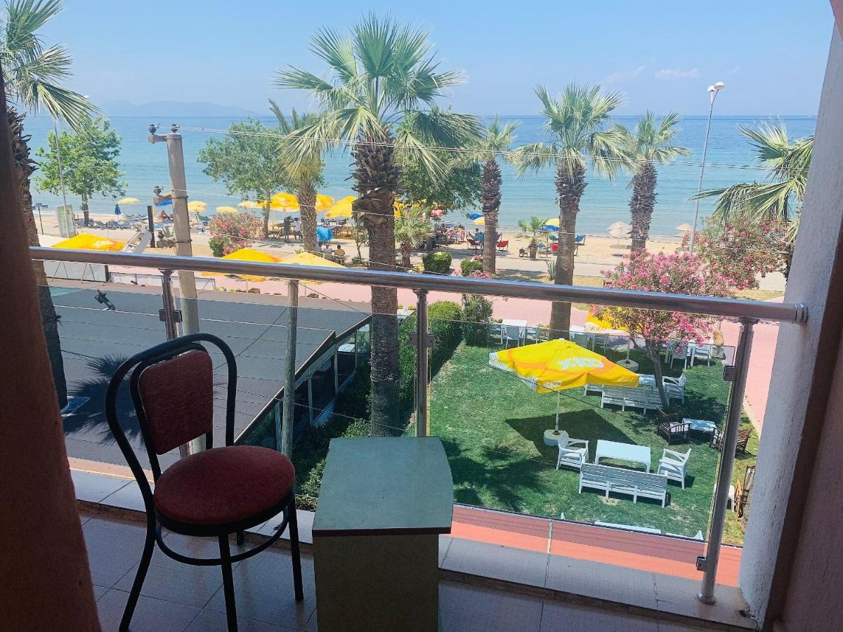 Holiday Hotel كوشاداسيه المظهر الخارجي الصورة