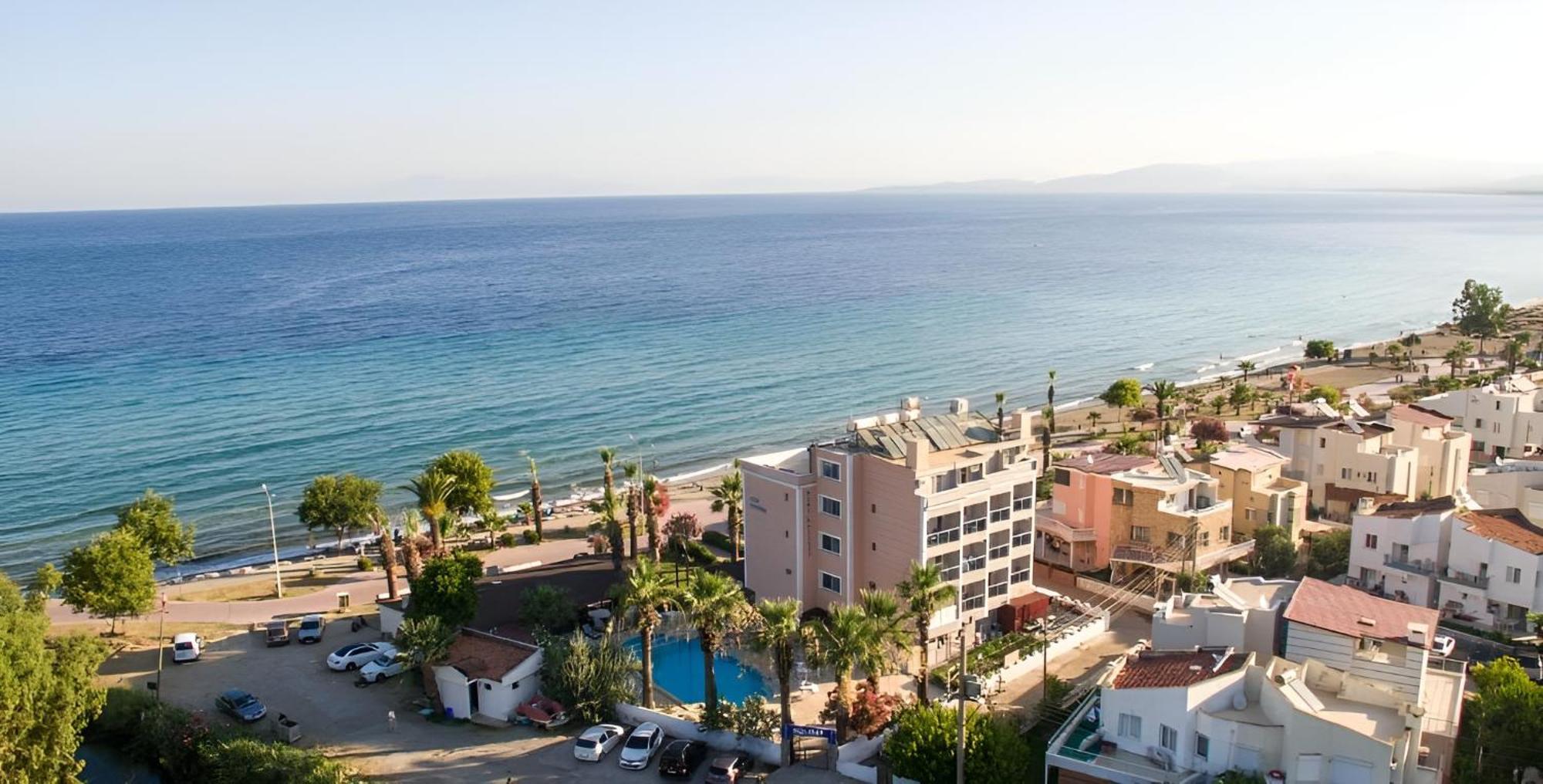 Holiday Hotel كوشاداسيه المظهر الخارجي الصورة